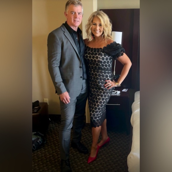 NWOT Off-the-Shoulder Black Lace Cocktail Dress XL - Picture 4 of 7